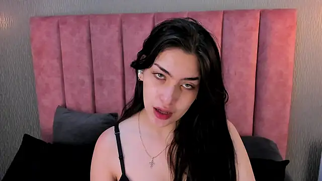 Snapshot of Alexa_Thaylor_ chatting on November 2025 03:02:01 PM Alexa Thaylor online show from November 2025 03:02:01 PM