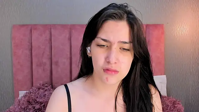 Snapshot of Alexa_Thaylor_ chatting on October 2025 03:25:02 PM Alexa Thaylor online show from October 2025 03:25:02 PM