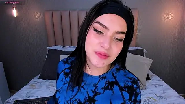 Snapshot of Alexa_Thaylor_ chatting on March 2025 02:32:02 PM Alexa Thaylor online show from March 2025 02:32:02 PM