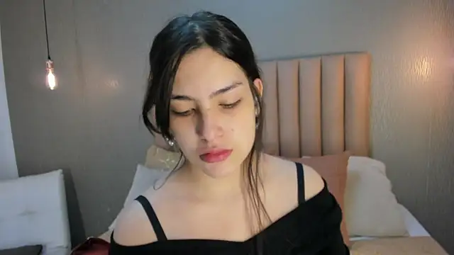 Snapshot of Alexa_Thaylor_ chatting on September 2025 01:33:02 PM Alexa Thaylor online show from September 2025 01:33:02 PM