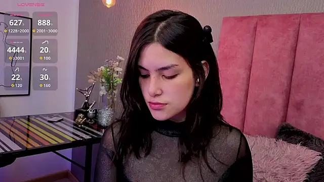 Alexa Thaylor  online show from March 2026 03:51:01 PM