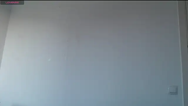  Hot Lady  online show from April 2026 06:09:02 PM