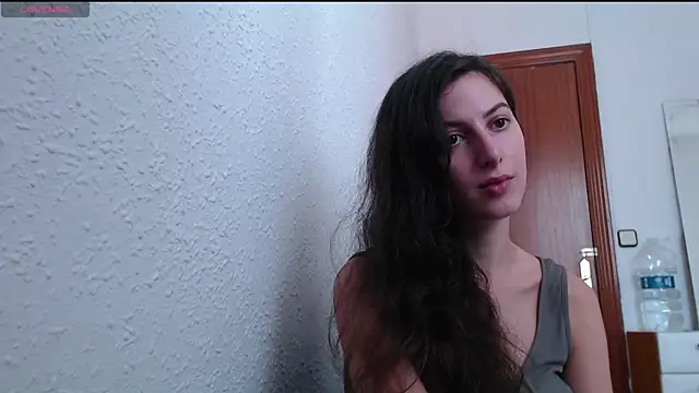  Hot Lady  online show from September 2025 12:19:01 PM