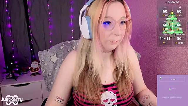 Snapshot of JustKerry chatting on December 2025 10:14:02 AM JustKerry online show from December 2025 10:14:02 AM