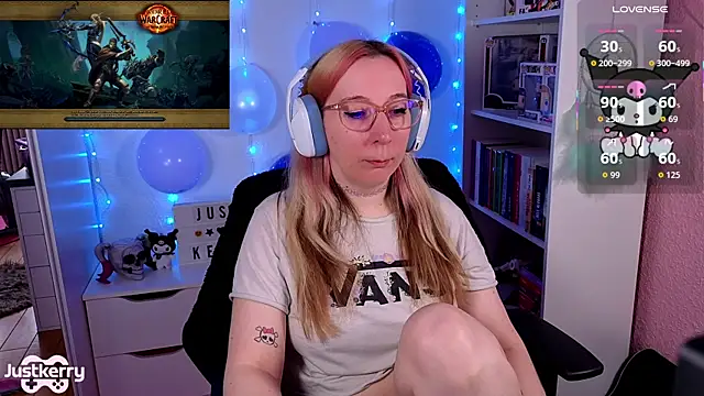 Snapshot of JustKerry chatting on November 2025 10:03:02 AM JustKerry online show from November 2025 10:03:02 AM