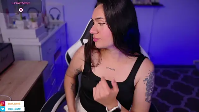 ImLui lu online show from December 2025 10:09:02 PM