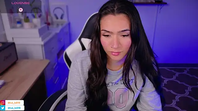 ImLui lu online show from November 2025 08:25:01 PM