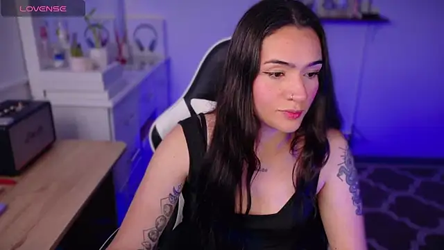 ImLui lu online show from November 2025 10:25:01 PM