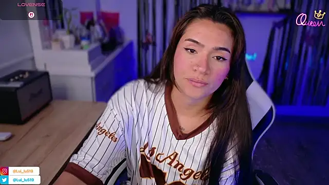 ImLui lu online show from April 2026 11:31:01 PM