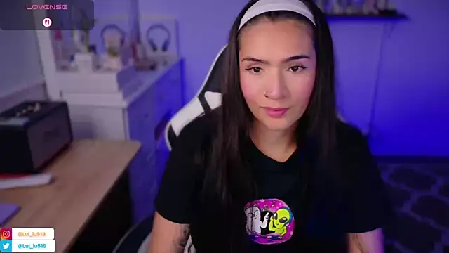 ImLui lu online show from November 2025 08:42:02 PM