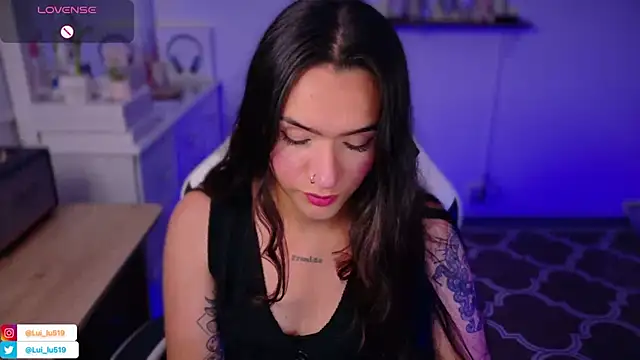 ImLui lu online show from November 2025 01:50:01 AM