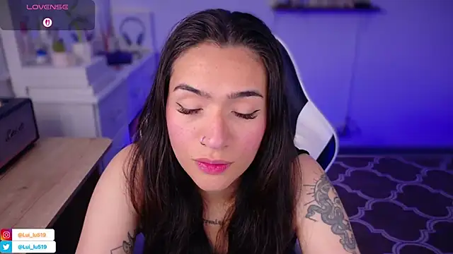 ImLui lu online show from November 2025 11:30:01 PM