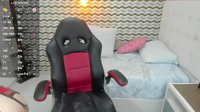 LILAFAVE online show from January 2025 03:11:01 PM