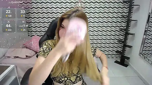 LILAFAVE online show from February 2025 12:22:02 PM