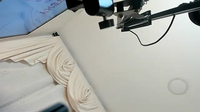 sarita loven online show from March 2026 04:42:02 AM