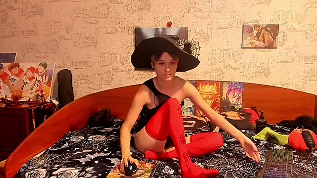 Snapshot of KagamiTayga chatting on October 2025 02:38:01 PM KagamiTayga online show from October 2025 02:38:01 PM