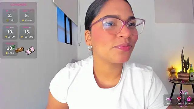 Snapshot of iriss_25 chatting on February 2026 11:09:02 AM iriss 25 online show from February 2026 11:09:02 AM