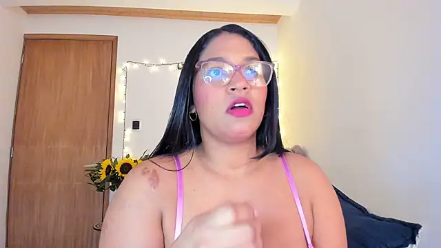 Snapshot of iriss_25 chatting on February 2026 11:40:01 AM iriss 25 online show from February 2026 11:40:01 AM