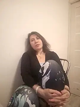ROXOLANAA SEXY online show from April 2026 05:30:01 PM