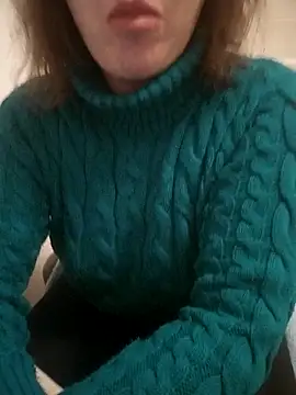 ROXOLANAA SEXY online show from October 2025 04:15:02 PM