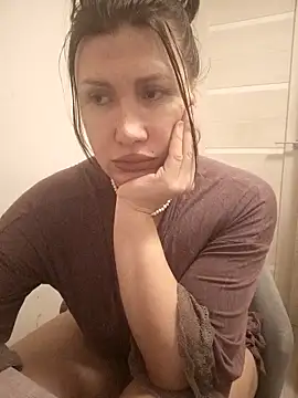 ROXOLANAA SEXY online show from April 2026 11:22:01 PM