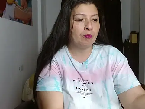Snapshot of Victoriaevans1 chatting on June 2026 05:50:01 PM Victoriaevans1 online show from June 2026 05:50:01 PM