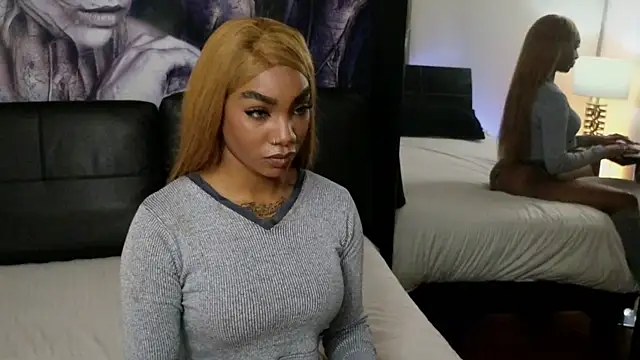 emely brandon online show from November 2025 03:10:01 AM