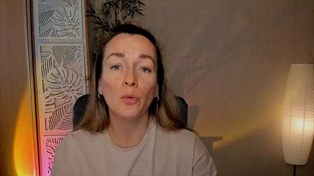 RebeccaMartinez online show from February 2026 06:37:01 AM