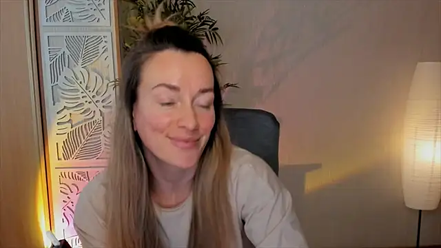 RebeccaMartinez online show from February 2026 08:38:01 AM