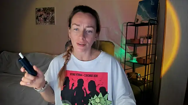 RebeccaMartinez online show from October 2025 11:11:02 AM