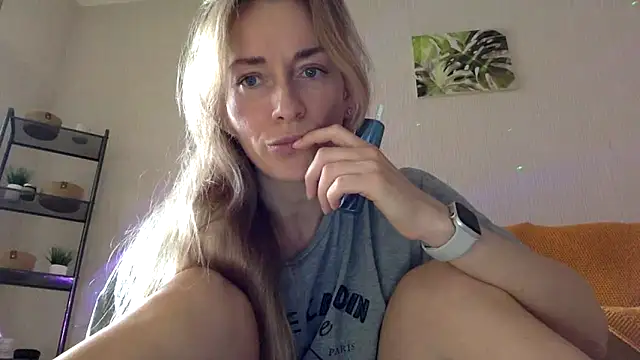 RebeccaMartinez online show from March 2025 12:34:02 PM