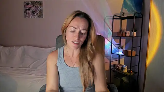 RebeccaMartinez online show from October 2025 11:23:01 AM