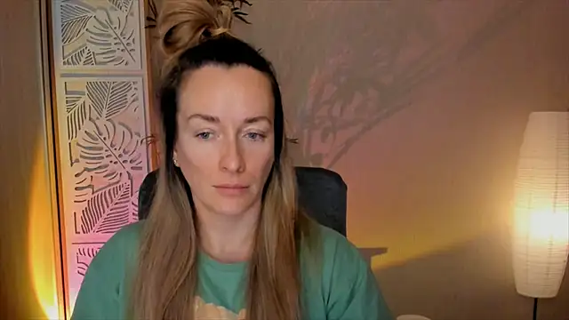 RebeccaMartinez online show from February 2026 06:46:01 AM