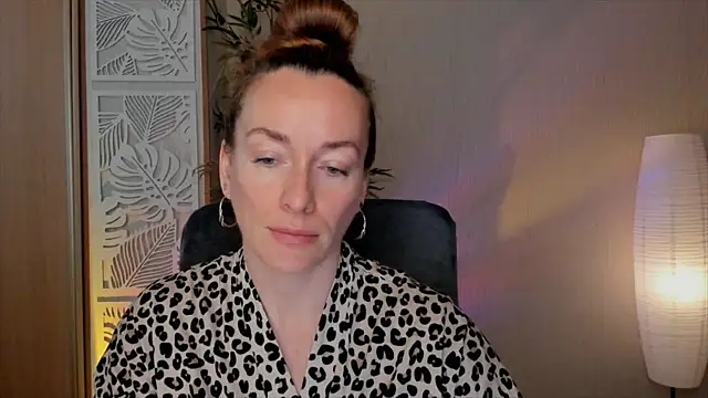 RebeccaMartinez online show from April 2026 07:28:01 AM