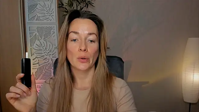 RebeccaMartinez online show from February 2026 07:30:02 AM