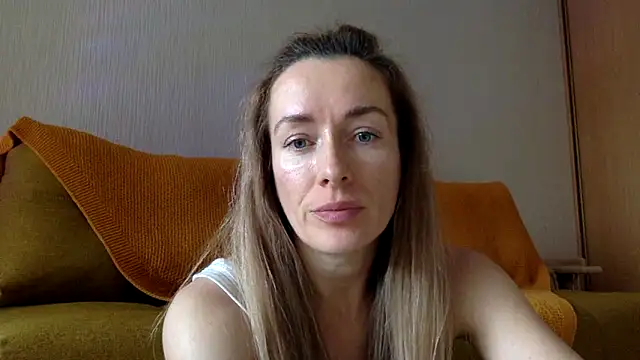 Snapshot of RebeccaMartinez chatting on March 2025 08:29:02 AM RebeccaMartinez online show from March 2025 08:29:02 AM