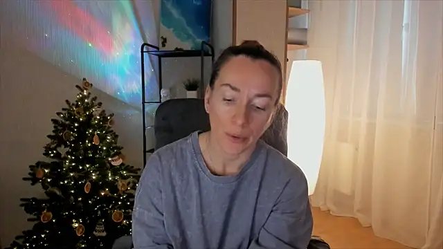 RebeccaMartinez online show from December 2025 08:28:02 AM