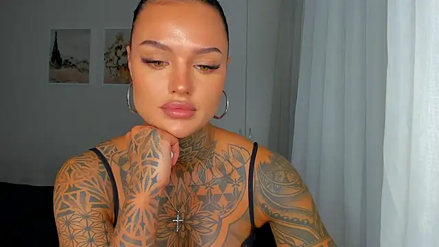 Snapshot of pantera_flashh chatting on November 2025 01:20:02 AM pantera flashh online show from November 2025 01:20:02 AM