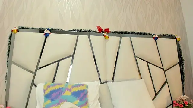 kimberly7  online show from November 2025 11:48:01 AM