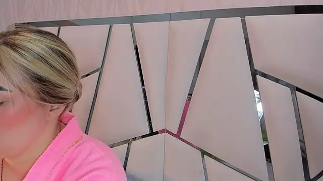 kimberly7  online show from April 2026 11:39:01 AM