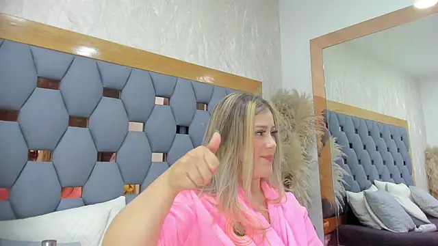 kimberly7  online show from May 2026 12:22:02 PM