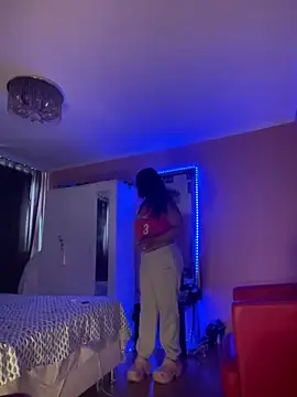 sophiahot thick online show from September 2025 11:01:01 AM