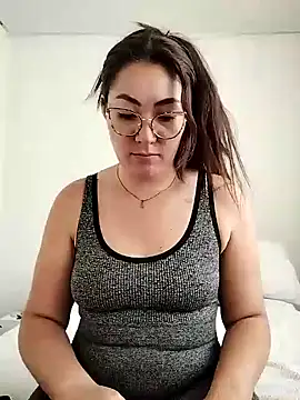 katha steele  online show from January 2025 03:54:01 PM