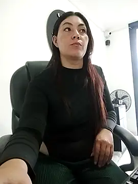 katha steele  online show from April 2026 01:04:01 PM