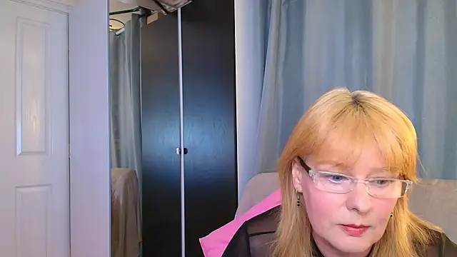 HoneyBBW96 online show from June 2026 03:00:01 PM