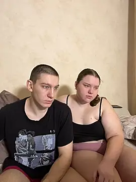 Snapshot of Comprom1se chatting on March 2025 07:05:02 AM Comprom1se online show from March 2025 07:05:02 AM