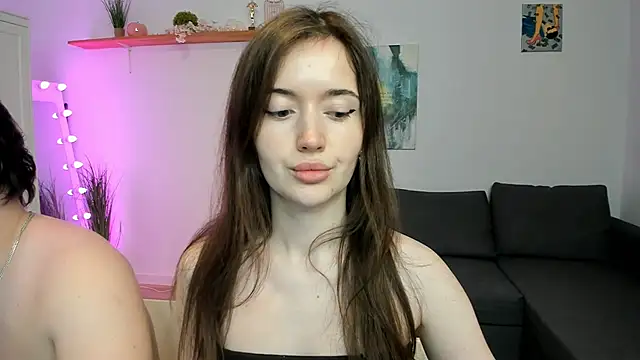 PollyFlame online show from October 2025 08:45:01 PM