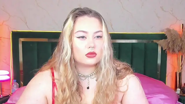 Snapshot of rosal1a chatting on July 2026 06:25:02 PM rosal1a online show from July 2026 06:25:02 PM