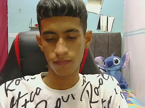 Angelstripboy online show from May 2026 12:14:01 AM