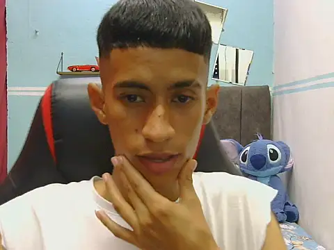 Angelstripboy online show from June 2026 09:48:02 PM